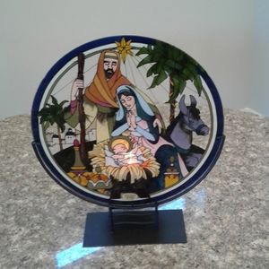 Nativity scene with place to put a candle behind